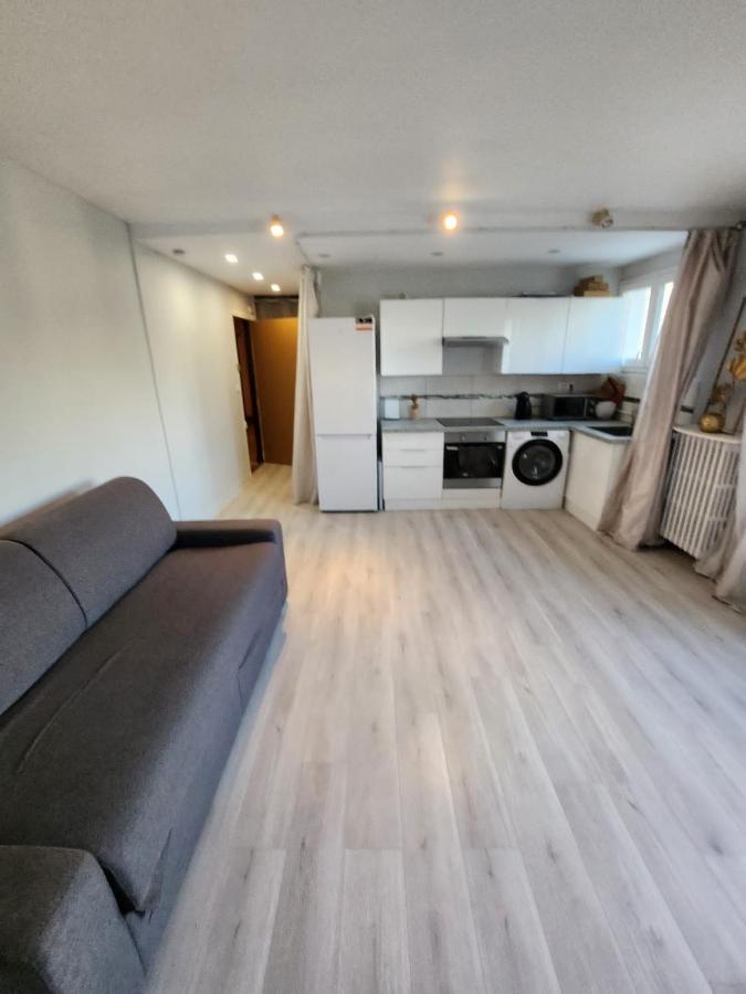 Le Serenityappart Suresnes Exterior foto